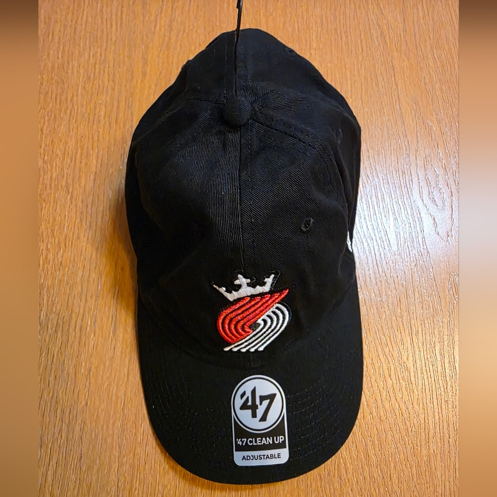 47 Black Cap Draft Kings Trail Blazers Red and White Embroidered Logo